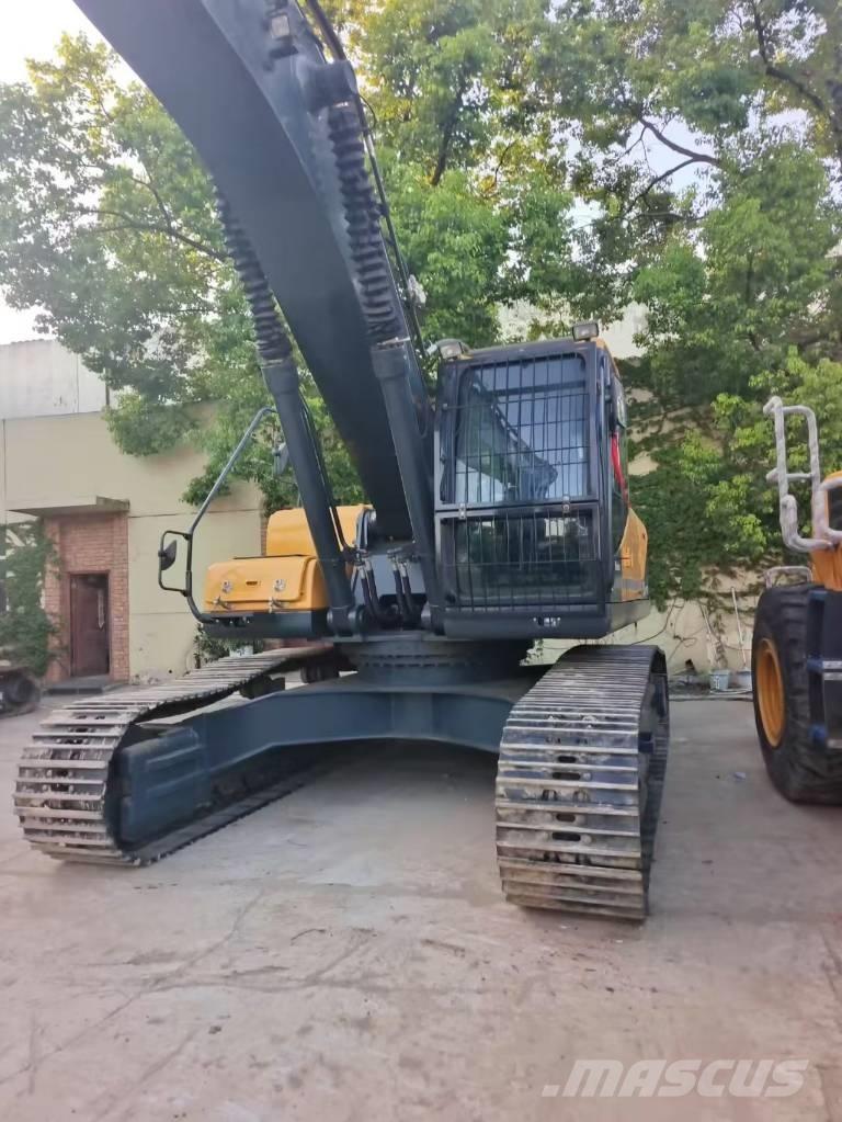 Hyundai R 305 LC-9T 大型油圧ショベル12t以上（パワーショベル・ユンボ）