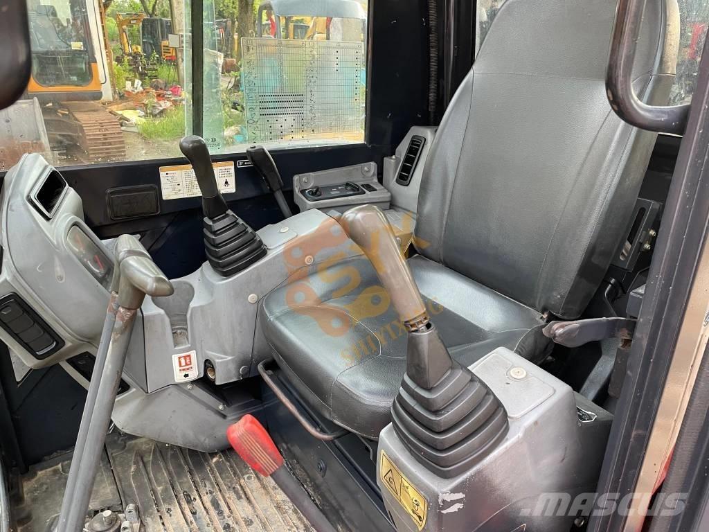 Kubota KX 155 ミニ油圧ショベル 7t以下（ミニユンボ・ミニディガー）