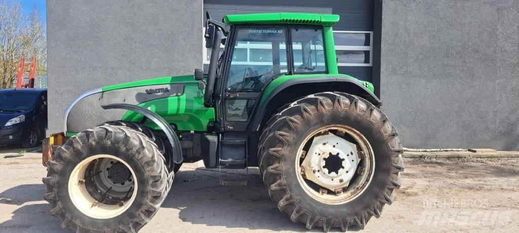 Valtra T180-4 トラクター