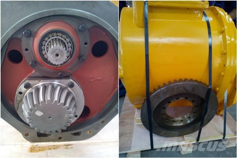 Komatsu D155A-2 トランスミッション