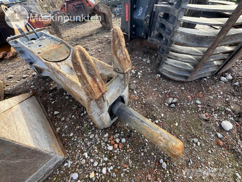 NPK DC-25 ハンマー／ブレーカ