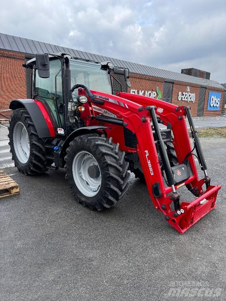 Massey Ferguson 5713 トラクター