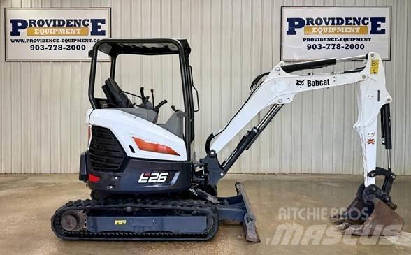 Bobcat E26 ミニ油圧ショベル 7t以下（ミニユンボ・ミニディガー）