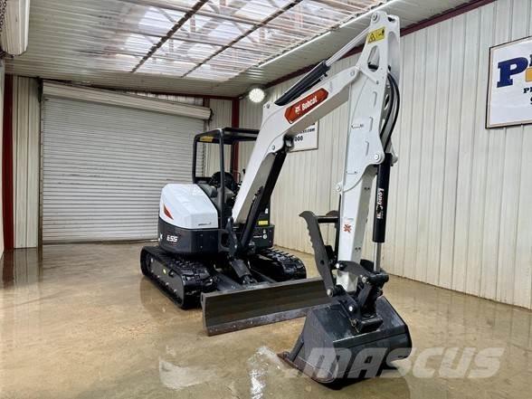 Bobcat E55 ミニ油圧ショベル 7t以下（ミニユンボ・ミニディガー）