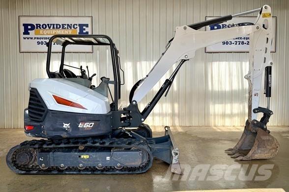 Bobcat E60 大型油圧ショベル12t以上（パワーショベル・ユンボ）