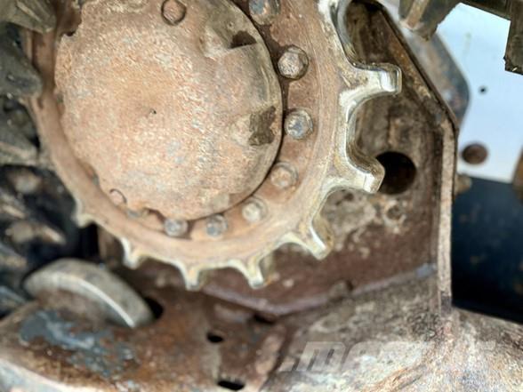 Bobcat T650 スキッドステアローダー