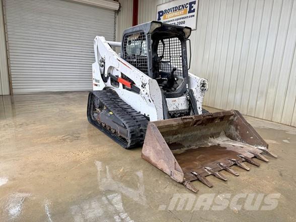 Bobcat T740 スキッドステアローダー