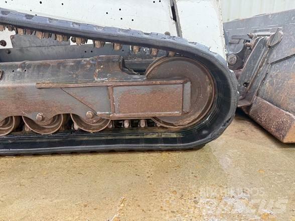 Bobcat T770 スキッドステアローダー
