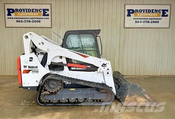 Bobcat T770 スキッドステアローダー