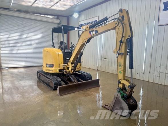 CAT 303.5E CR ミニ油圧ショベル 7t以下（ミニユンボ・ミニディガー）