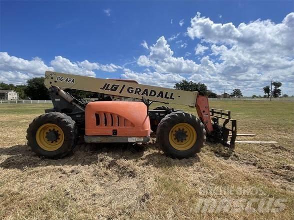 JLG G6-42A テレスコーピックハンドラー