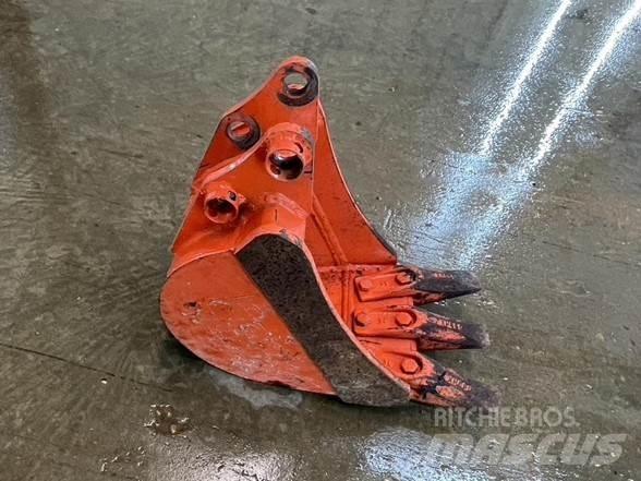 Kubota K7760 バケット