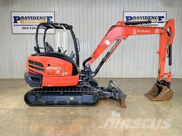 Kubota KX040-4 ミニ油圧ショベル 7t以下（ミニユンボ・ミニディガー）