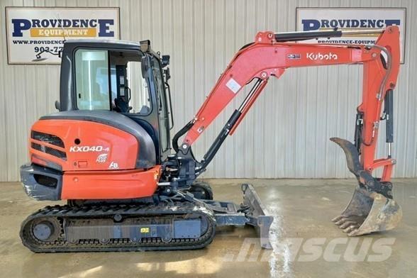 Kubota KX040-4 ミニ油圧ショベル 7t以下（ミニユンボ・ミニディガー）