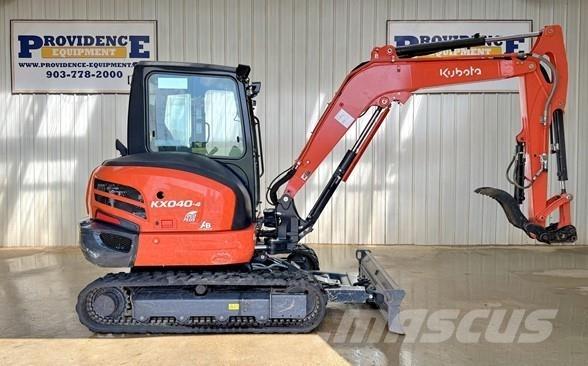 Kubota KX040-4 ミニ油圧ショベル 7t以下（ミニユンボ・ミニディガー）