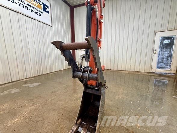 Kubota KX71-3 ミニ油圧ショベル 7t以下（ミニユンボ・ミニディガー）