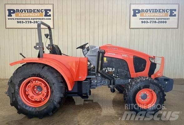 Kubota M6L-111 トラクター