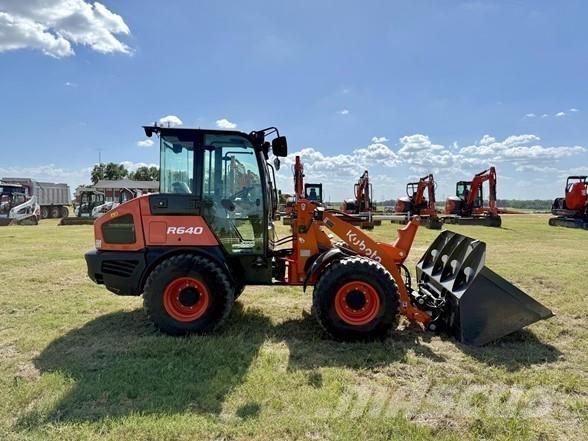Kubota R640 ホイールローダー・タイヤショベル