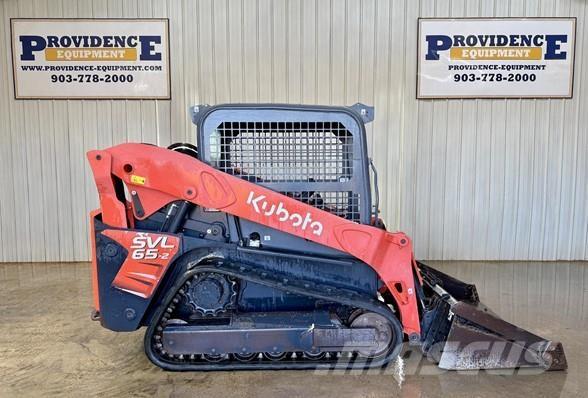 Kubota SVL65-2 スキッドステアローダー