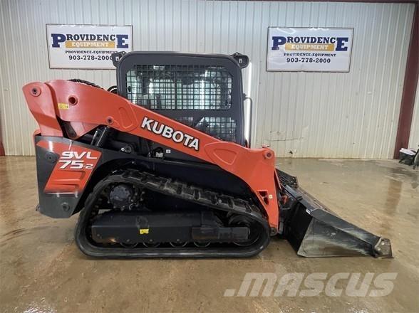 Kubota SVL75-2 スキッドステアローダー
