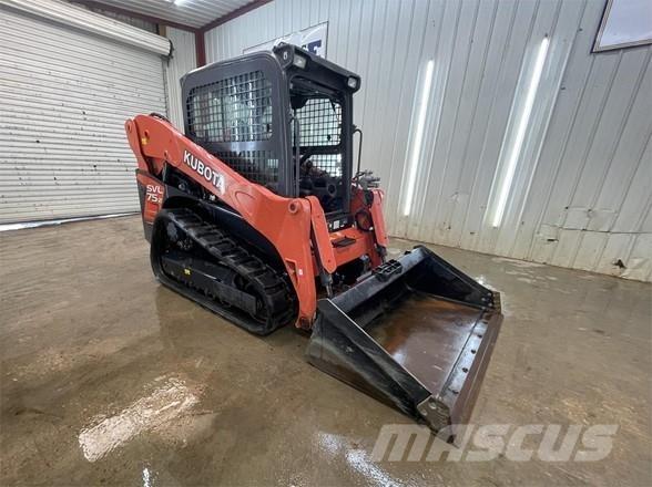 Kubota SVL75-2 スキッドステアローダー