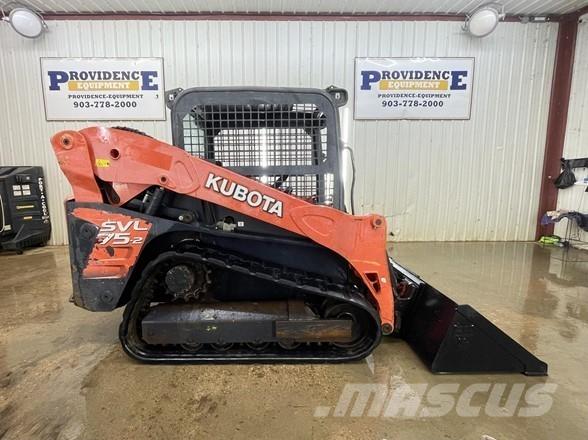 Kubota SVL75-2 スキッドステアローダー