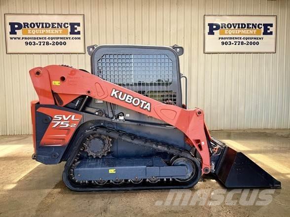 Kubota SVL75-2 スキッドステアローダー