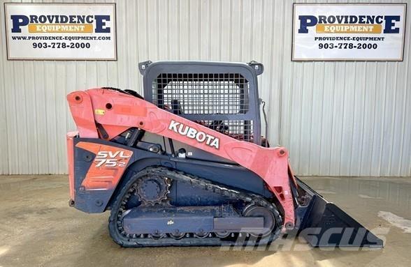 Kubota SVL75-2 スキッドステアローダー