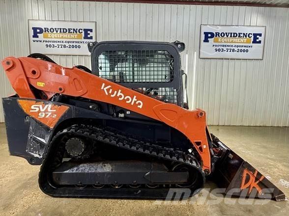 Kubota SVL97-2 スキッドステアローダー