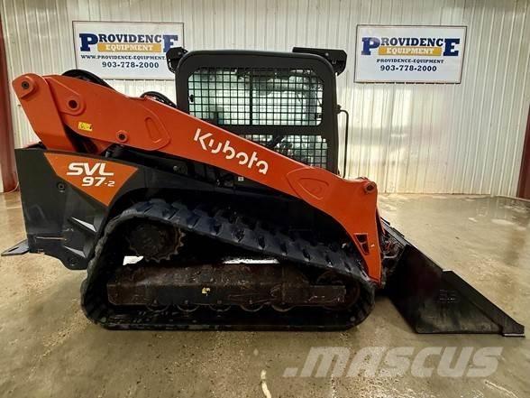 Kubota SVL97-2 スキッドステアローダー