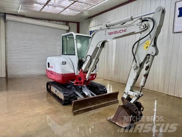 Takeuchi TB240 ミニ油圧ショベル 7t以下（ミニユンボ・ミニディガー）