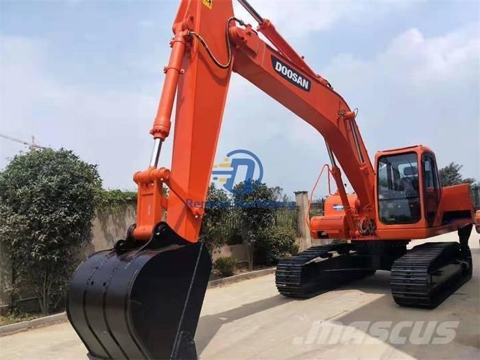 Doosan DH220LC-7 大型油圧ショベル12t以上（パワーショベル・ユンボ）