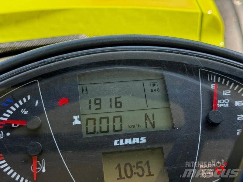 CLAAS AXION 870 トラクター