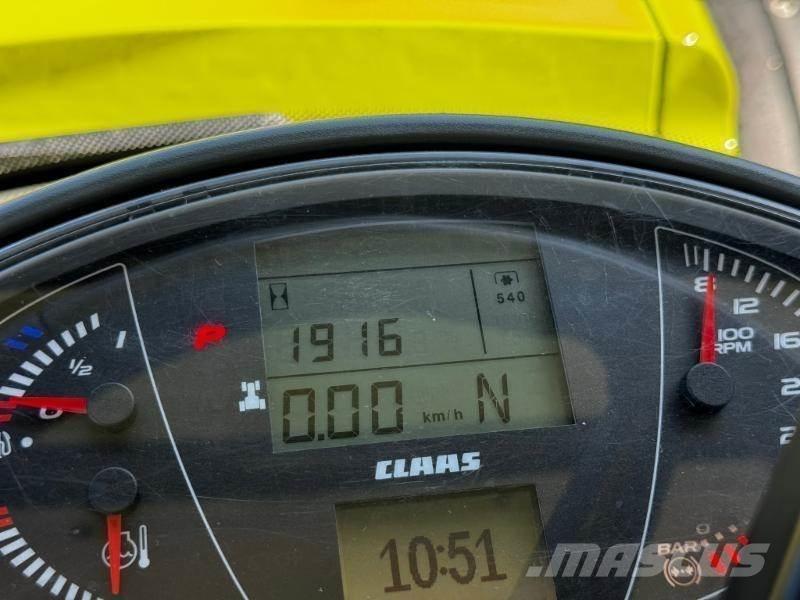 CLAAS AXION 870 トラクター