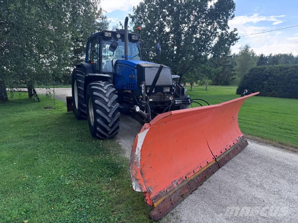 Valtra 8400-4 トラクター