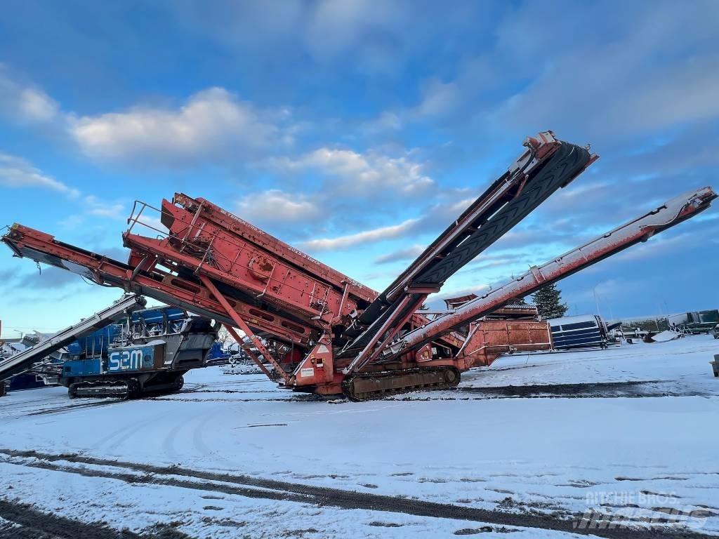 Terex Finlay 694 自走式スクリーン