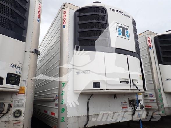 Utility 3000R 冷凍冷蔵トレーラー