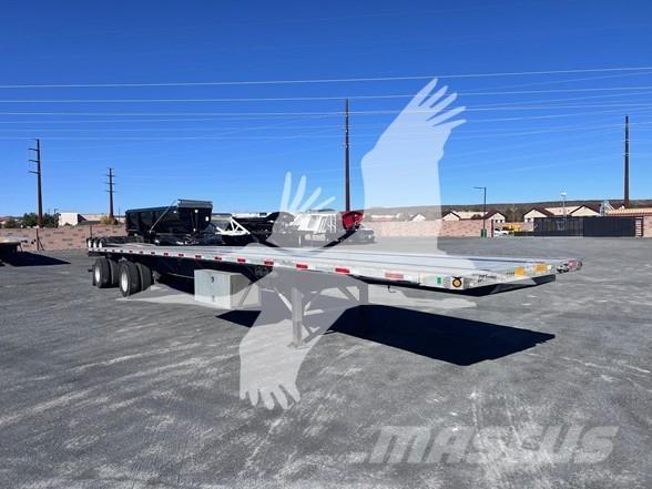 Utility 4000AE フラットベッドセミトレーラー／ドロップサイドセミトレーラー