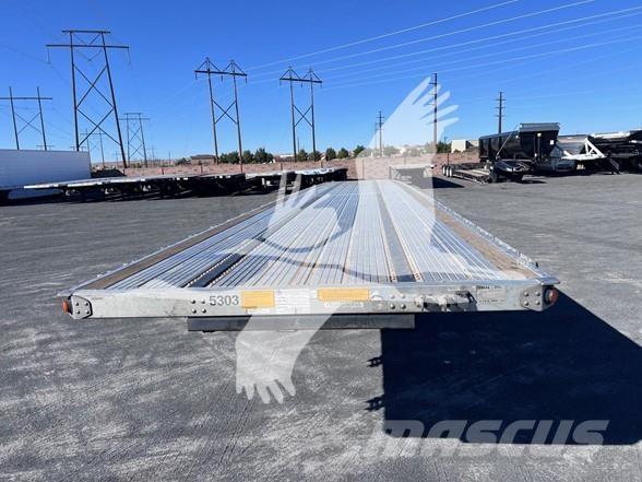 Utility 4000AE フラットベッドセミトレーラー／ドロップサイドセミトレーラー