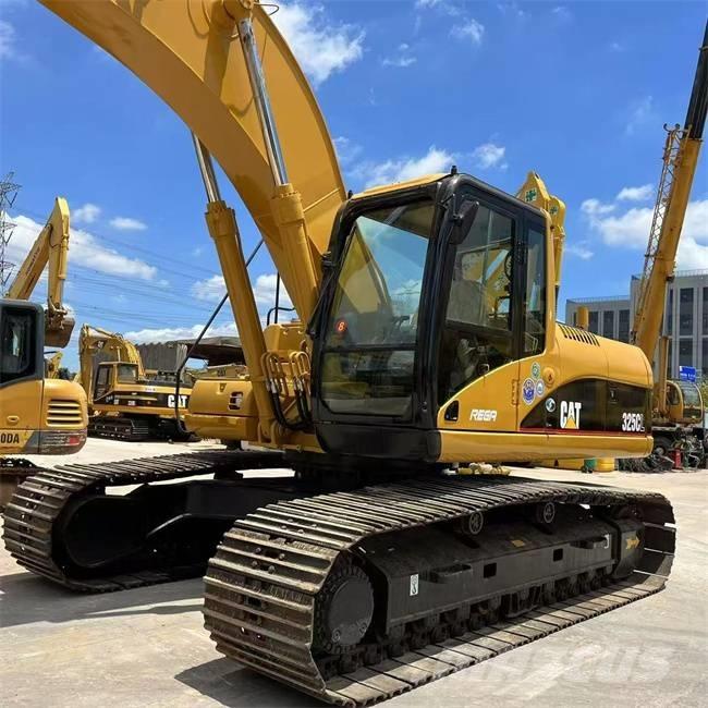 CAT 325 CL 大型油圧ショベル12t以上（パワーショベル・ユンボ）
