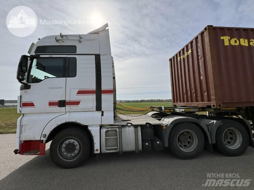 MAN TGX 28.500 中古トラクターヘッド | トレーラーヘッド