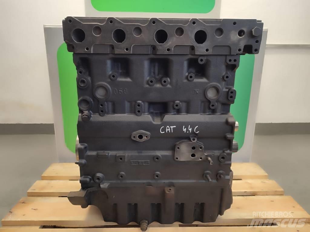 CAT 4.4C engine post エンジン