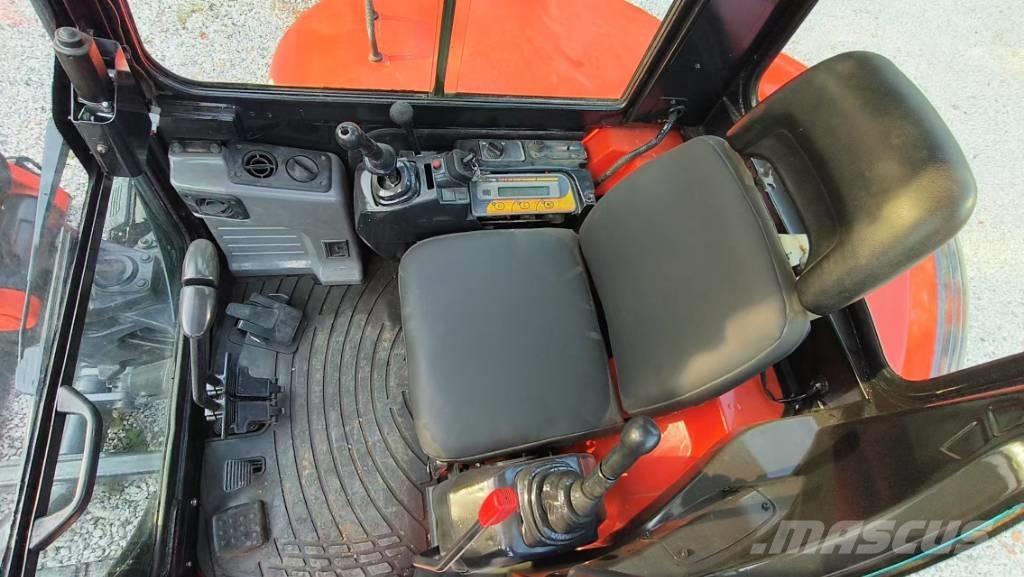 Kubota U 55-4 ミニ油圧ショベル 7t以下（ミニユンボ・ミニディガー）