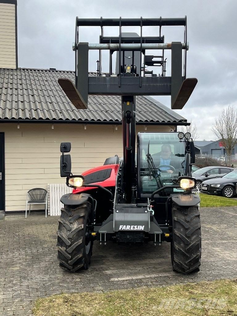Faresin FS7.32 テレスコーピックハンドラー