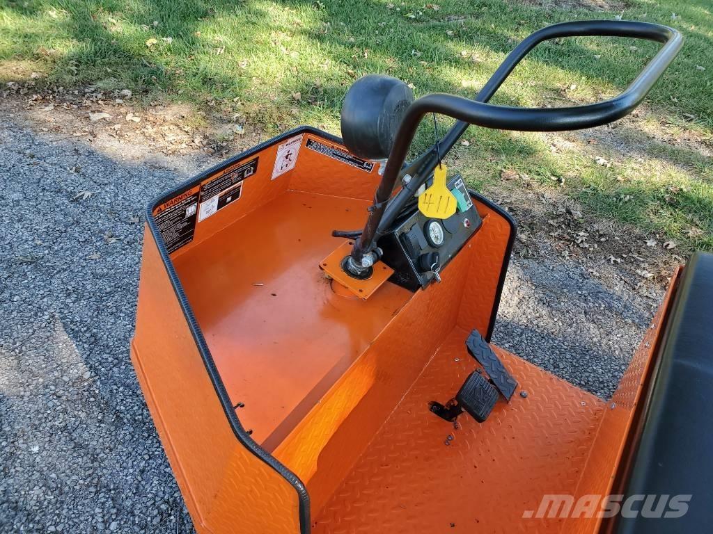 Taylor-Dunn SS536 トーイングトラック