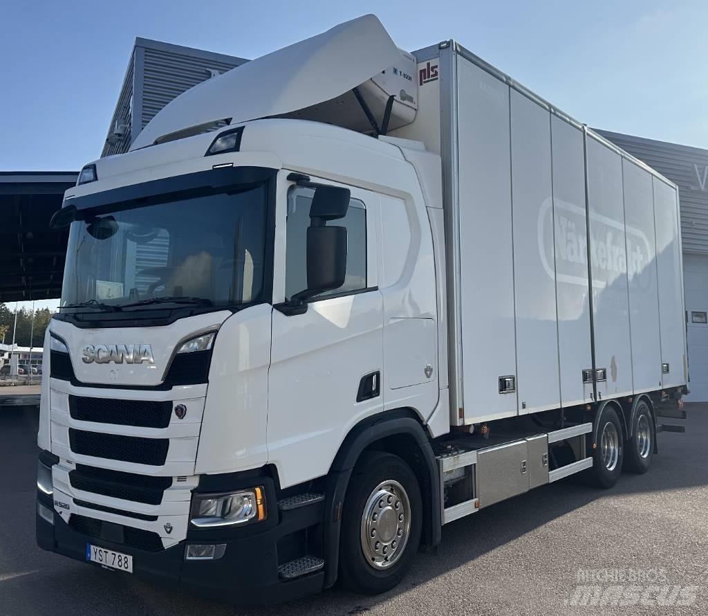 Scania R520B6X2NB ボックスボディー、ウイング、箱車