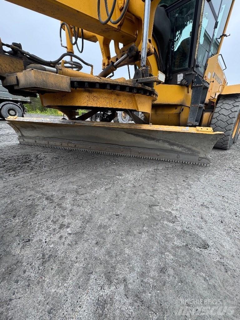 Volvo G 930 モーターグレーダー