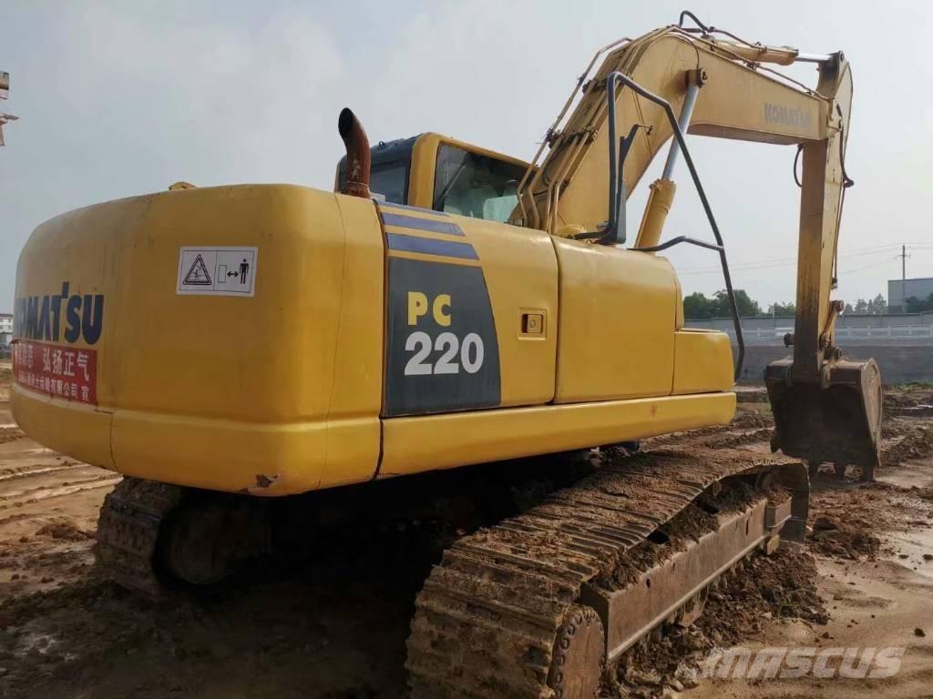 Komatsu pc220-8 大型油圧ショベル12t以上（パワーショベル・ユンボ）