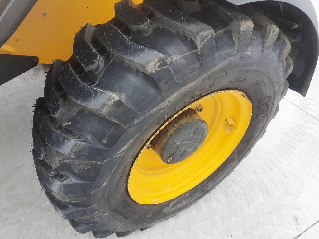 JCB 540-140     M329 テレスコピックホイールローダー