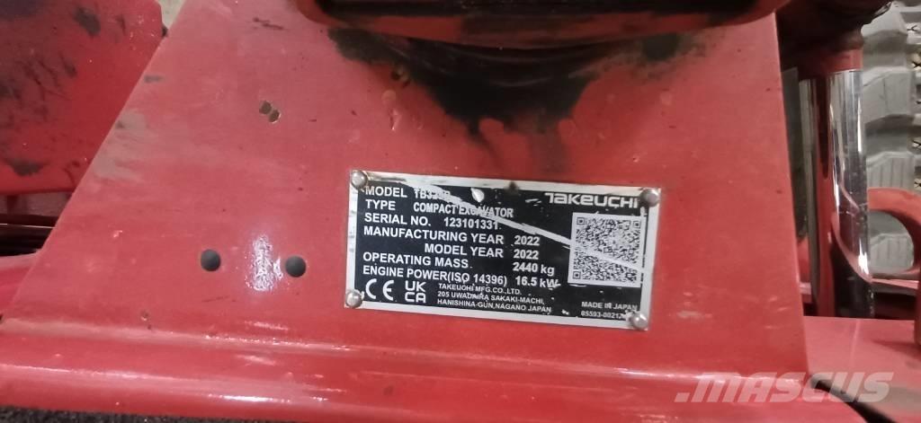 Takeuchi TB 325 R ミニ油圧ショベル 7t以下（ミニユンボ・ミニディガー）